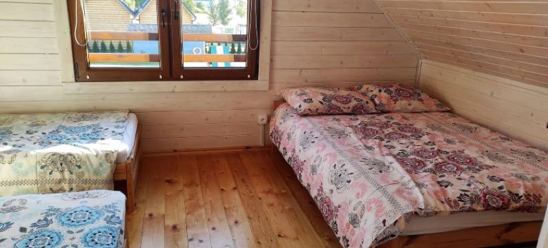 涅霍热靠近波罗的海海滩的小屋(Cottage in Niechorze Near Baltic Sea Beach)图片