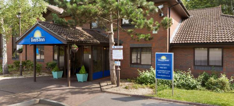 南安普顿若汉姆温德姆戴斯酒店(Days Inn by Wyndham Southampton Rownhams)图片