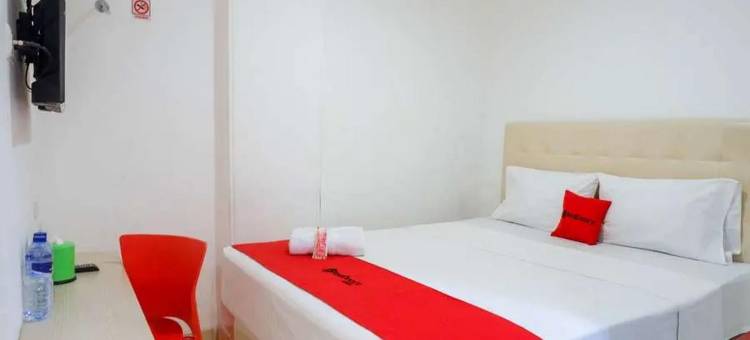 红多兹酒店-近拉图英达3号购物中心(RedDoorz Near Mall Ratu Indah 3)图片