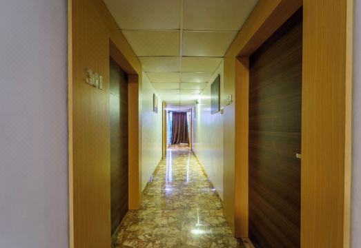 Treebo Golden Swan Tambaram Hotel Overview