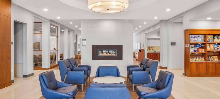 希尔顿Homewood套房-温尼伯机场马球公园(Homewood Suites by Hilton Winnipeg Airport-Polo Park)图片