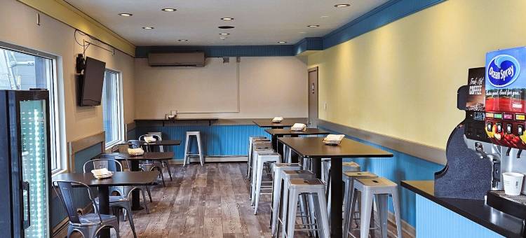 米苏拉市中心 - 大学戴斯套房酒店(Days Inn and Suites by Wyndham Downtown Missoula-University)图片