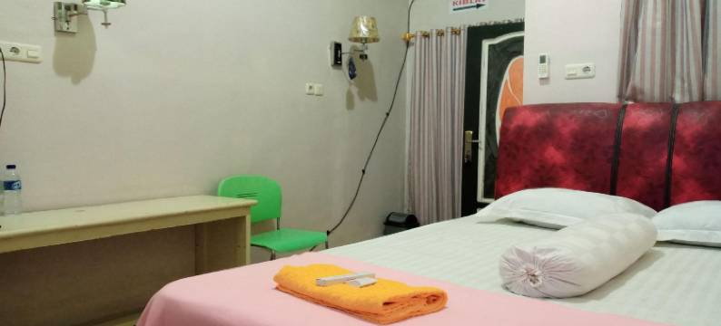 Hotel O 尼安伊斯兰公寓靠近Pertamina 74.91657马蒂罗塔西加油站(Hotel O Kost Nian Syariah Near Spbu Pertamina 74.91657 Mattirotasi Sidrap)图片