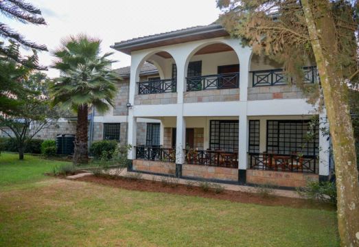 Firsthill Haven Accommodation Hotel Overview