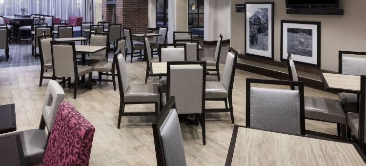 希尔顿欢朋套房酒店-奥马哈市区(Hampton Inn & Suites Omaha-Downtown)图片