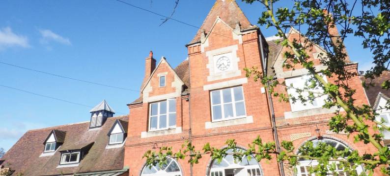 钟楼酒店(The Clock Tower)图片