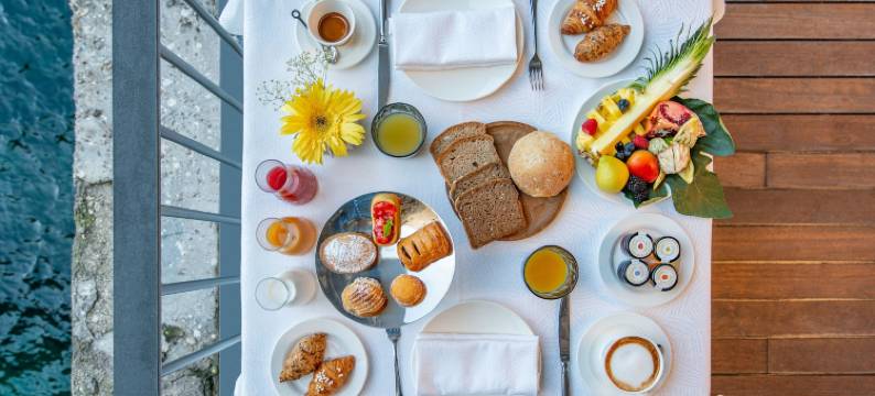 格罗塔帕拉奇赛酒店(Hotel Grotta Palazzese)图片