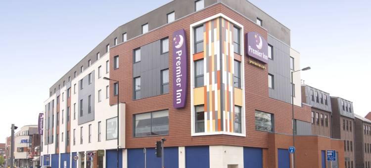 坎伯利普瑞米尔客栈(Premier Inn Camberley)图片