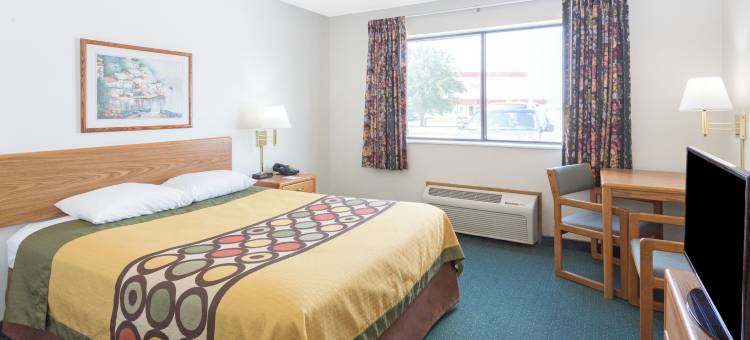 德威特速8酒店(Budget Inn & Suites)图片