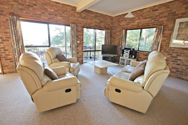 Snowy Wilderness Hotel Overview