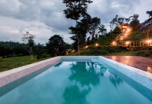 Guacimo Lodge Hotel Overview