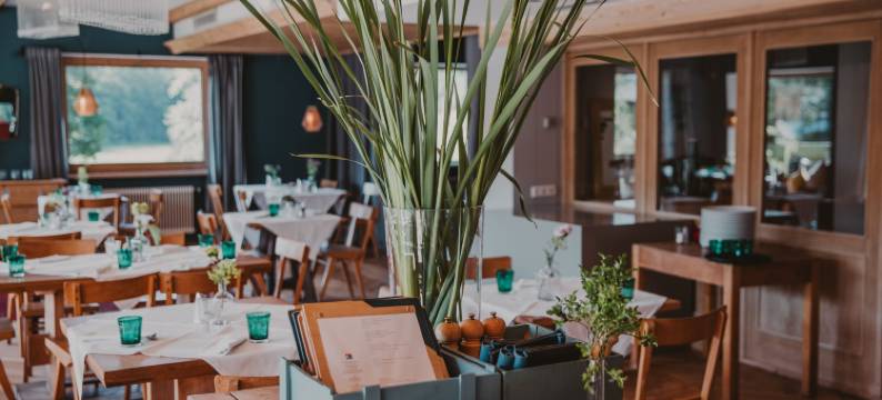 西比希尔餐厅酒店(Seebichl Haus am See Designhotel Kitzbühel)图片