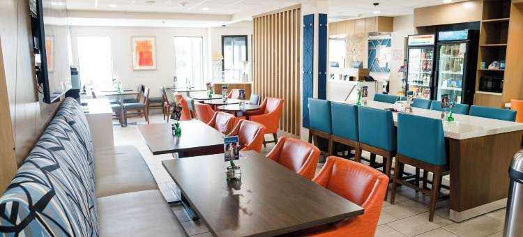 诺克斯维尔北I75州际公路12号出口智选假日酒店(Holiday Inn Express & Suites Knoxville-North-I-75 Exit 112)图片