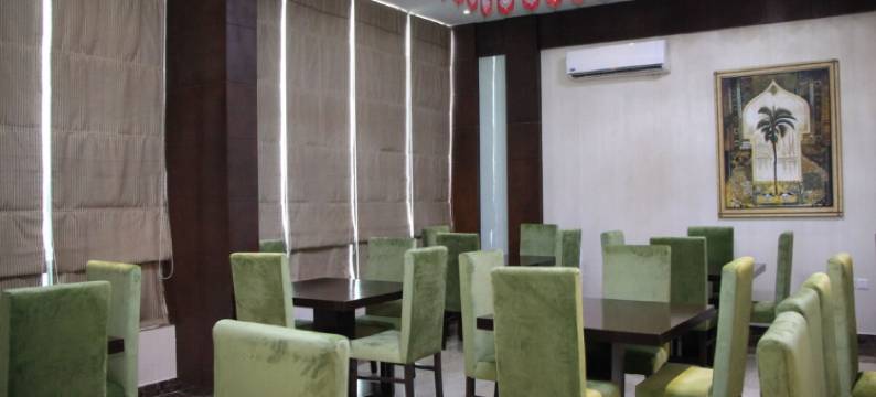 阿尔达瓦里穆海德酒店(Al Muhaidb Al Dawli)图片