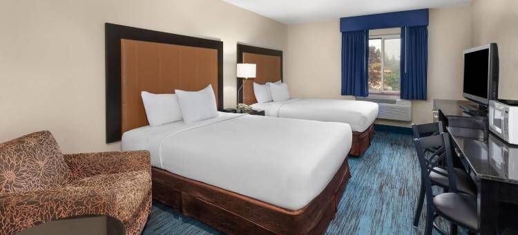 布里奇维尤戴斯酒店(Hotel Mackinaw City - Bridgeview)(Days Inn by Wyndham Mackinaw City/Bridgeview Area)图片