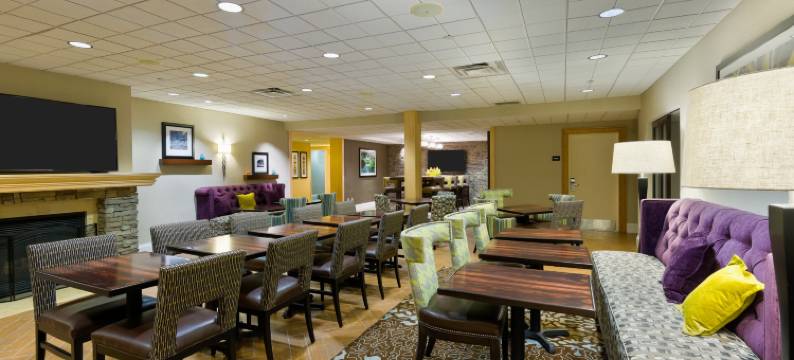 希尔顿欢朋酒店-丹伯里(Hampton Inn Danbury)图片