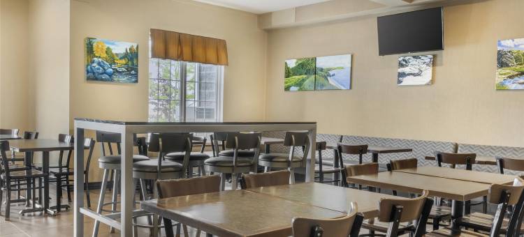 圣约翰贝斯特韦斯特优质套房酒店(Best Western Plus Saint John Hotel  Suites)图片