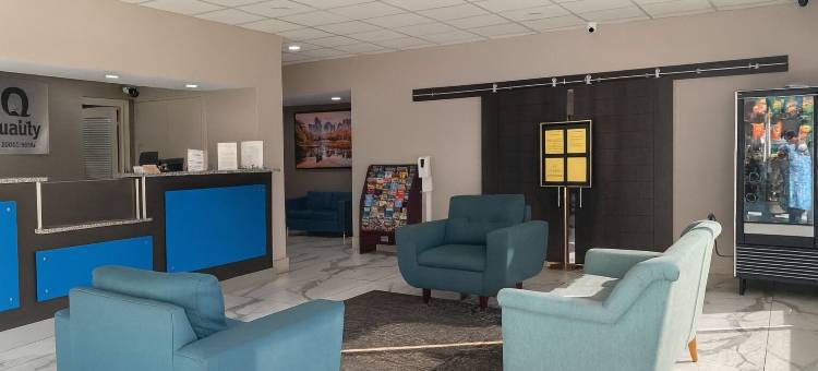 南麦克多诺I-75品质套房酒店(Quality Inn & Suites McDonough South I-75)图片