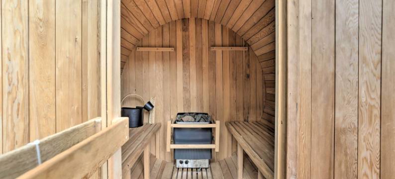 大院子加游戏：波帕克的埃奇沃特度假屋！(Large Yard and Games Edgewater Escape in Paupack!)图片