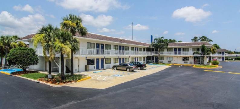 杰克逊维尔橙园6号汽车旅馆(Motel 6 Jacksonville, FL - Orange Park)图片
