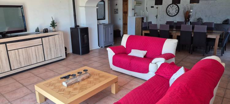 Villa in Le Luc with Pool & Vineyard Views图片