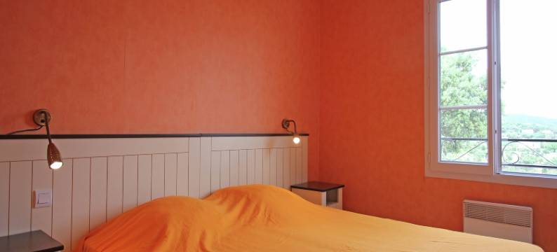 Family-Friendly Villa with Pool图片