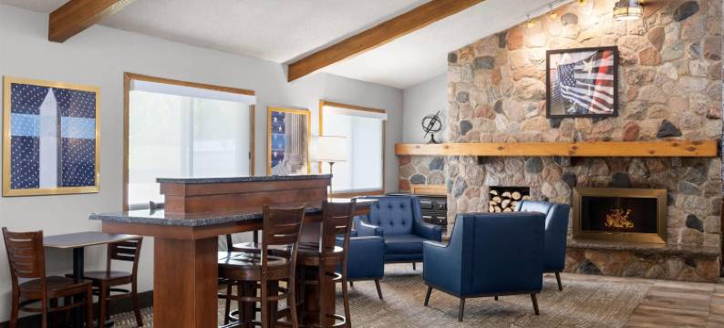 亚历山大美吟温德姆酒店(AmericInn by Wyndham Alexandria)图片