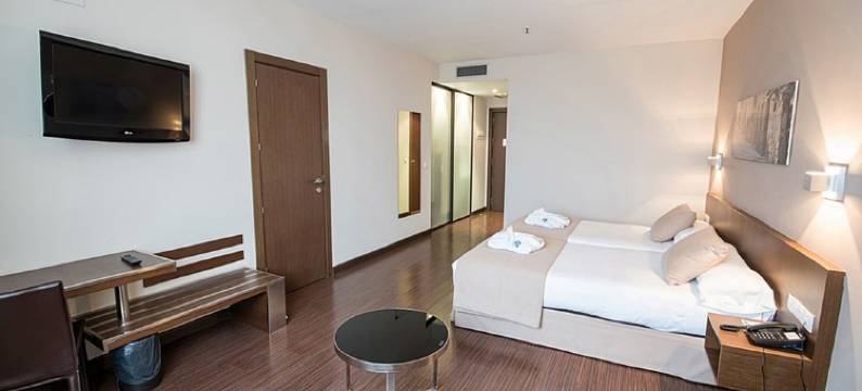 圣安东尼奥阿巴德酒店(Arva Abad San Antonio)图片