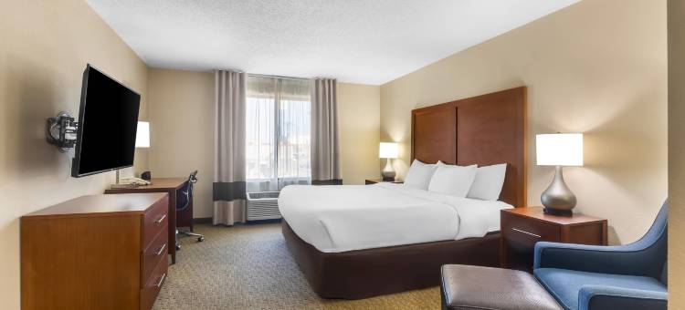 塞克斯顿I-55舒适套房酒店(Comfort Inn & Suites Sikeston I-55)图片