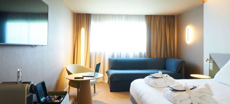 兰斯蒂恩奎克斯诺富特酒店(Novotel Reims Tinqueux)图片