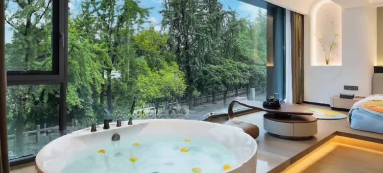 桂林名江酒店(两江四湖象鼻山店)图片