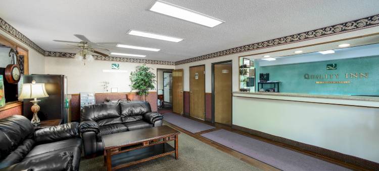 卡本代尔大学区凯艺酒店(Quality Inn Carbondale University Area)图片