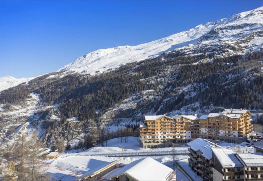 Apartment in Tignes With Spa and Pool Hotel Overview