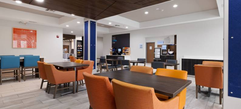 智选假日套房酒店金斯维尔(Holiday Inn Express & Suites KINGSVILLE by IHG)图片