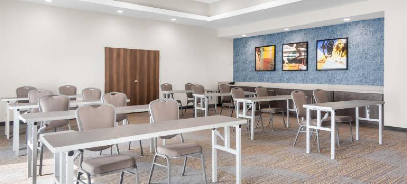 达拉斯大草原城希尔顿惠庭酒店(Home2 Suites by Hilton Dallas Grand Prairie)图片