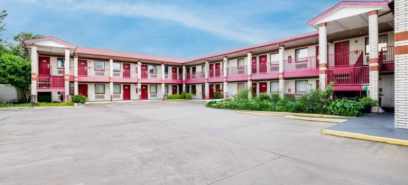 O 豪华酒店钱诺夫Baytown I-10(Hotel O Luxury Inn Channelview Baytown I-10)图片