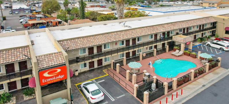 埃斯孔迪多市中心套房及伊克诺旅馆(Econo Lodge Inn & Suites Escondido Downtown)图片