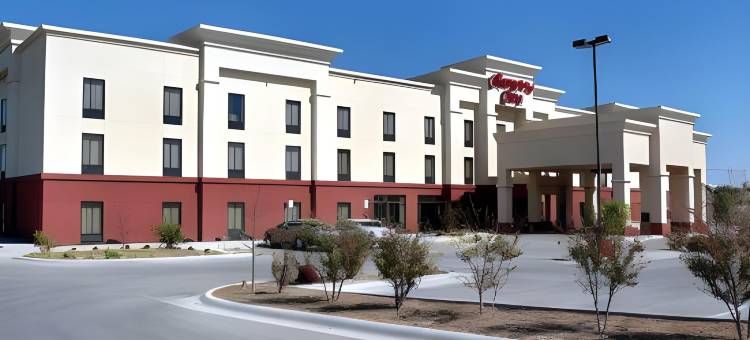 德州米德兰美吟酒店(Baymont by Wyndham Midland TX)图片