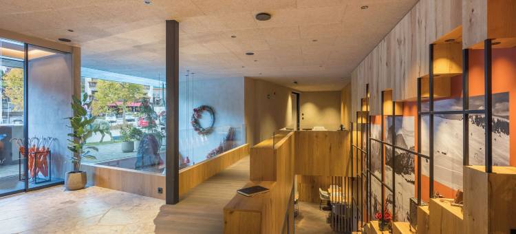 拉坦布拉酒店旅馆(La Tambra Hotel Lodge)图片