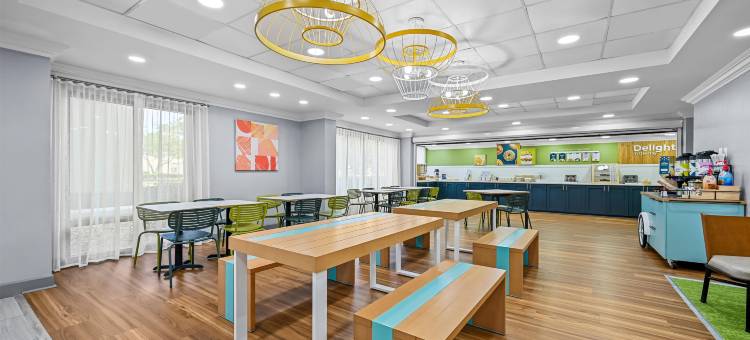 迈尔斯堡希尔顿Spark酒店(Spark by Hilton Fort Myers)图片