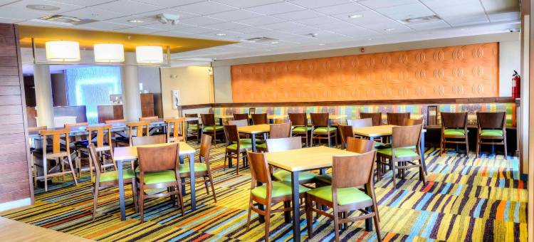 普林斯顿万枫酒店及套房(Fairfield Inn & Suites Princeton)图片
