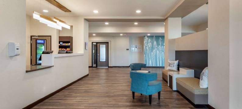 沃基-西得梅因美茵斯坦套房酒店(MainStay Suites Waukee-West des Moines)图片