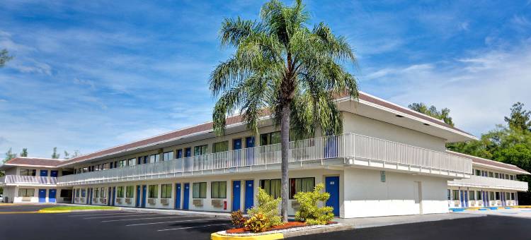 达尼亚滩6号汽车旅馆(Motel 6 Dania Beach, FL)图片