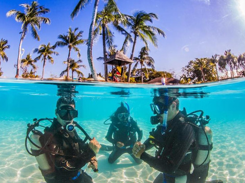 唐娜提拉度假村及保护区