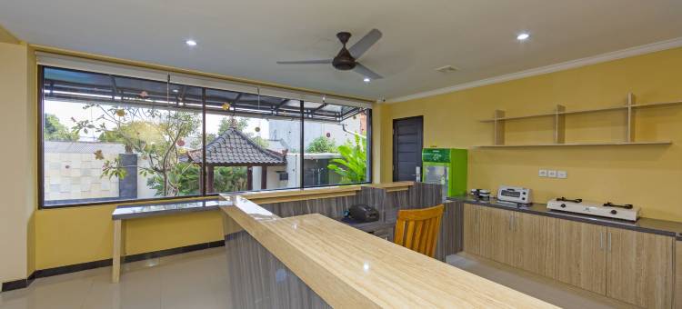 红多兹Plus酒店-巴厘岛画廊2号商城(RedDoorz Plus Near Mall Bali Galeria 2)图片