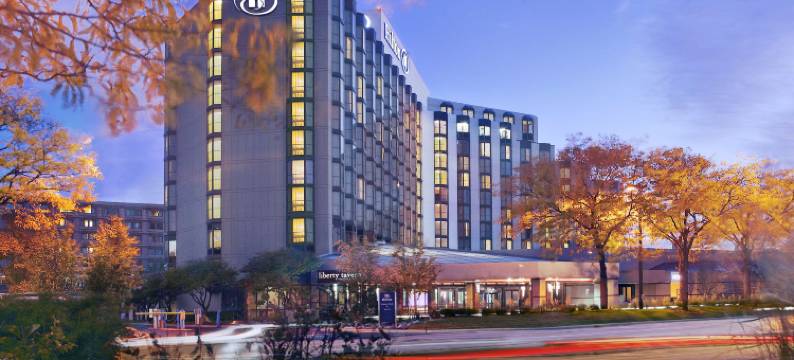 芝加哥奥黑尔罗斯蒙特希尔顿酒店(Hilton Rosemont Chicago O'Hare)图片
