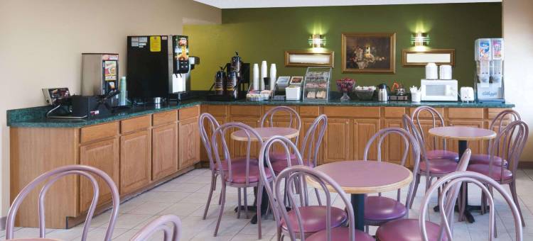 特洛伊呗盟酒店(Baymont by Wyndham Troy)图片