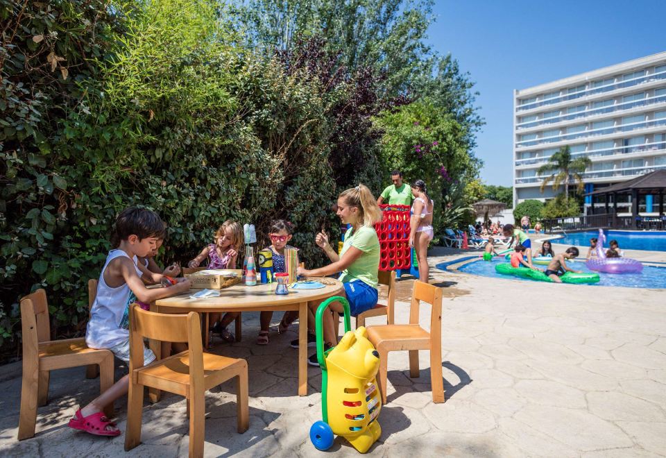 Sol Costa Daurada Hotel Overview