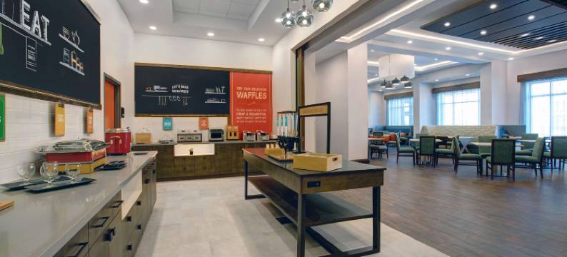 滑铁卢圣雅各布斯希尔顿欢朋套房酒店(Hampton Inn & Suites by Hilton Watertoo St. Jacobs)图片