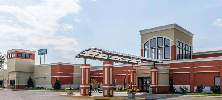马图恩南品质套房酒店(Quality Inn & Suites Mattoon South)图片